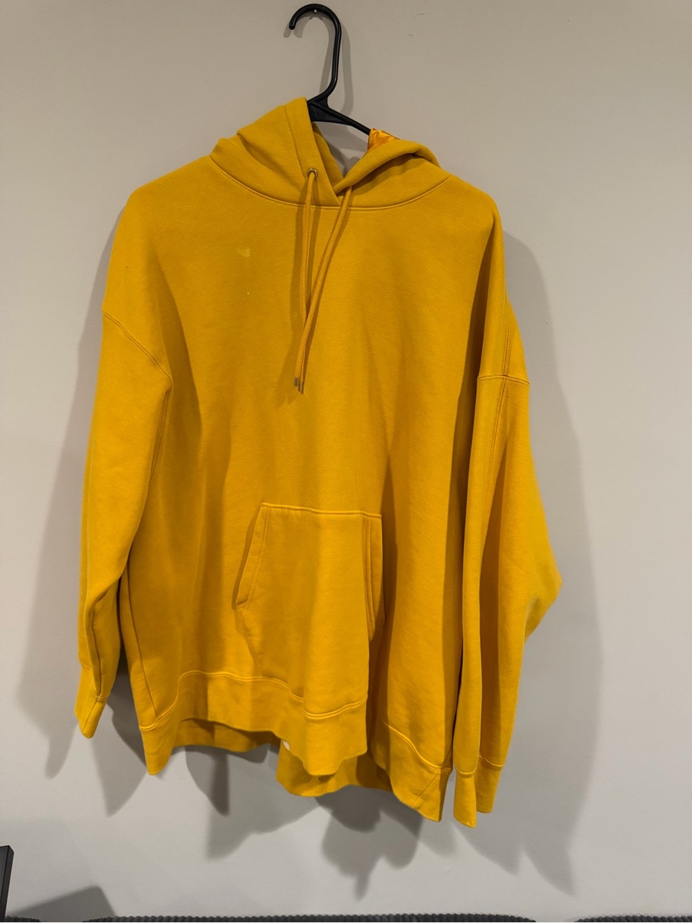 Jordan Men's Yellow Crewneck Hoodie - Pullover Sweatshirt